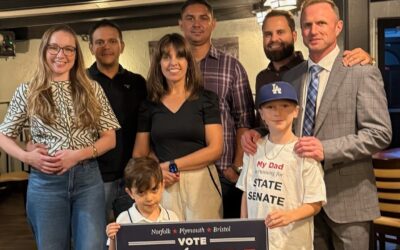 What a wonderful event last Monday! Thank you to Manny and Michelle Leandro, Celio Jr., and Clayton and Lidia Ferraz for organizing a great night. Only a few days left till September 1st; spread the word and vote for Tony King!